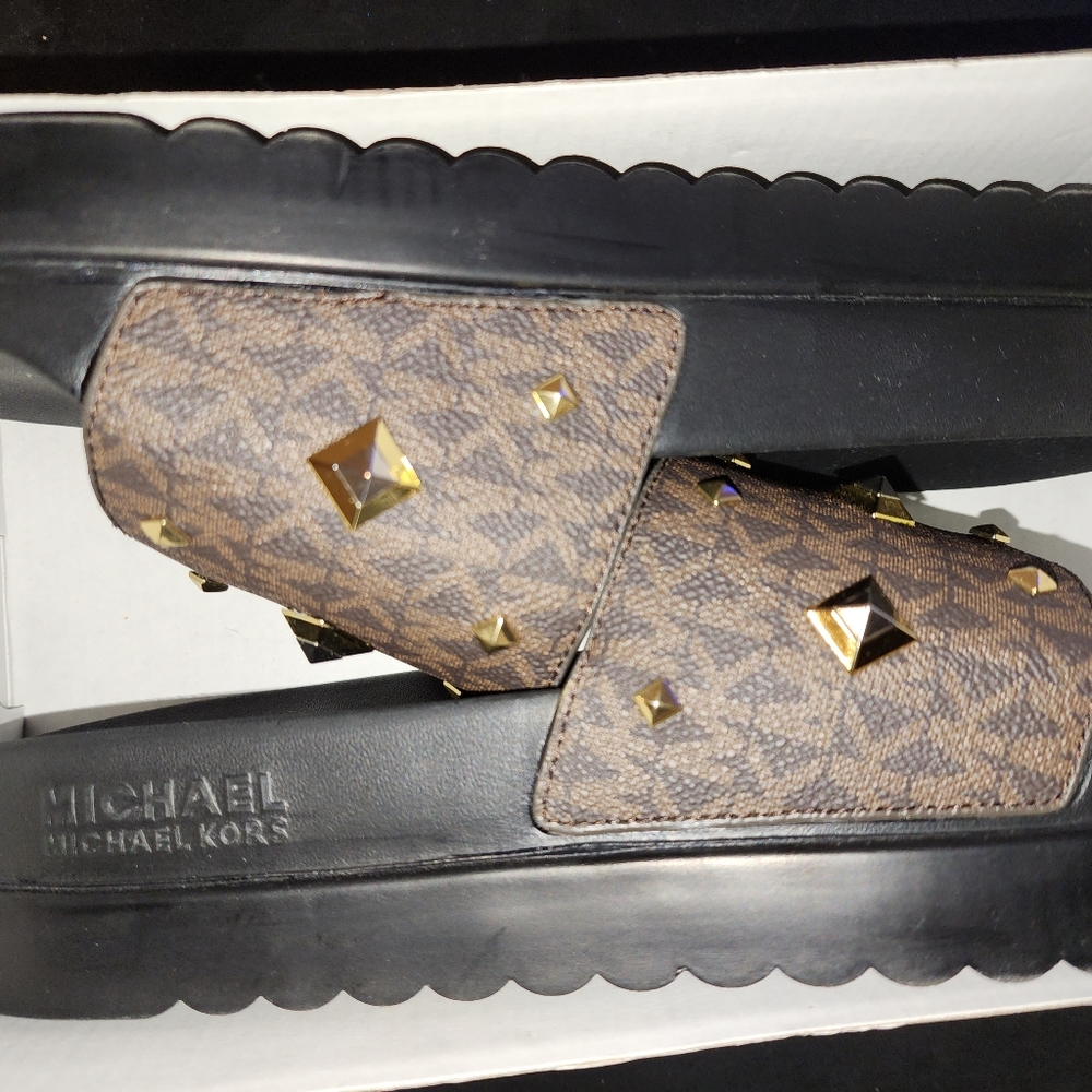 Brown Michael kors slides